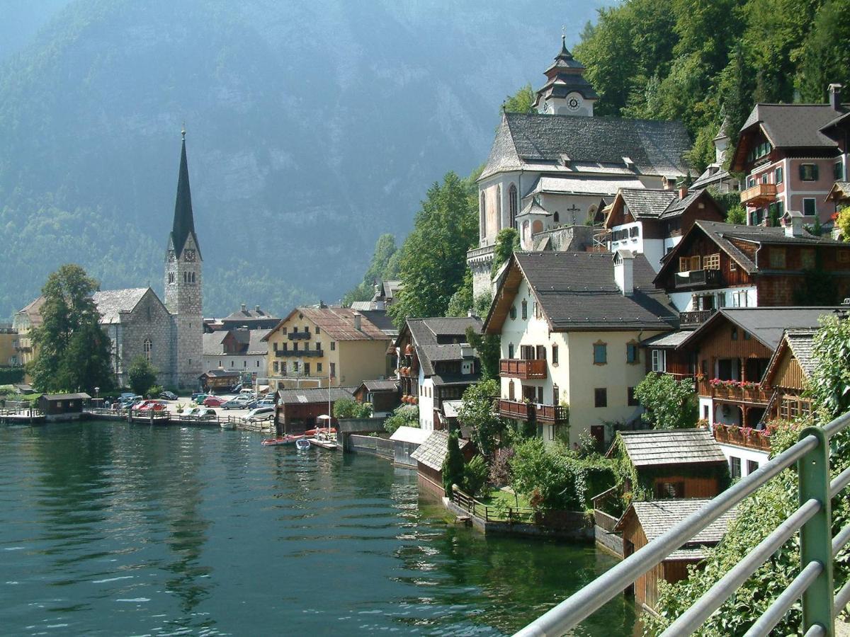 Haus Am Hof - 15Th Century House At The Lake, Near The Marketplace, With A Balcony Hallstatt Kültér fotó