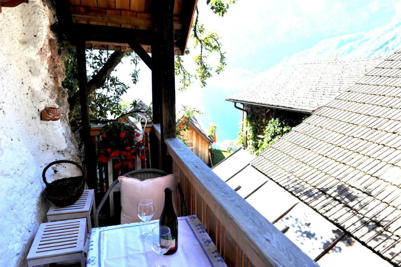 Haus Am Hof - 15Th Century House At The Lake, Near The Marketplace, With A Balcony Hallstatt Kültér fotó