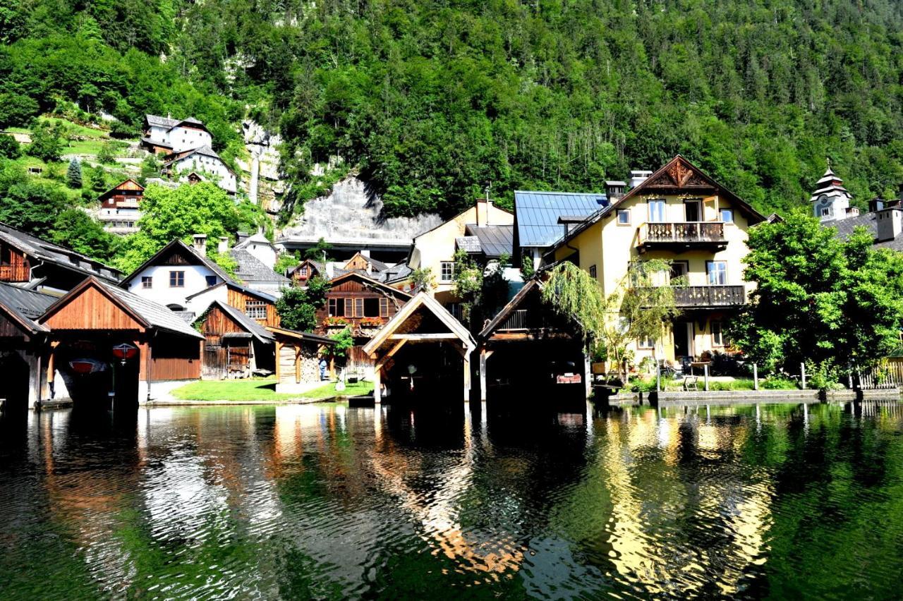 Haus Am Hof - 15Th Century House At The Lake, Near The Marketplace, With A Balcony Hallstatt Kültér fotó